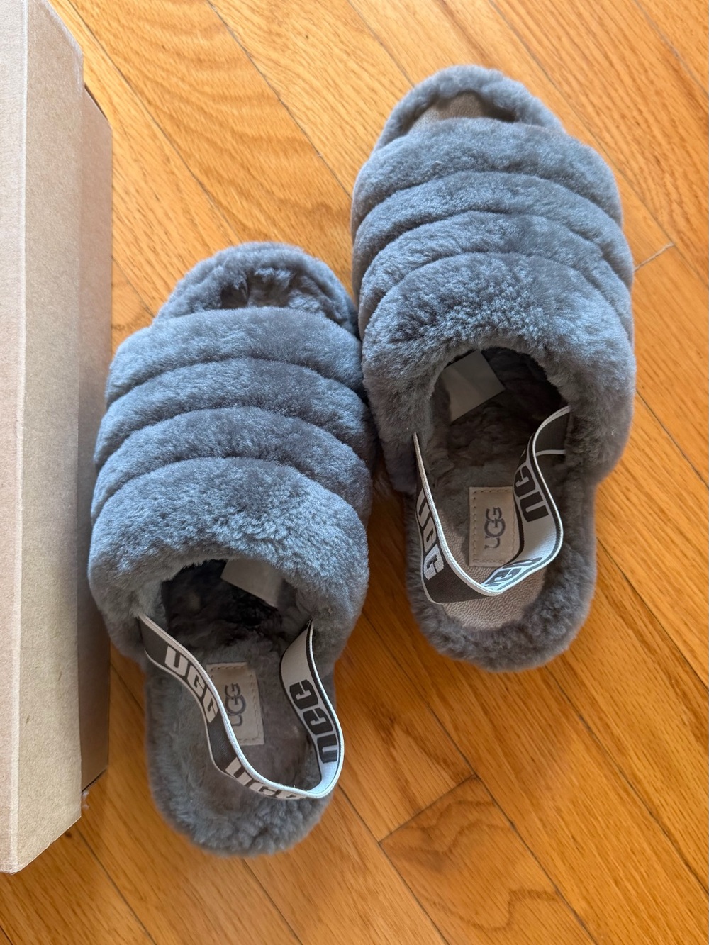 UGG 8 - Grey Cozy Fluffy Slide with Branded Heel Strap